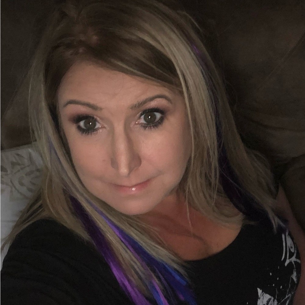 Meet your Posher, Wendy